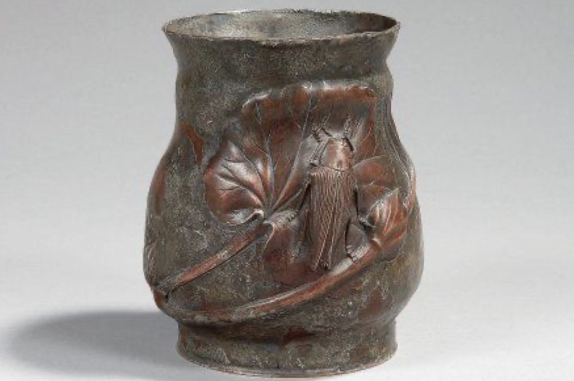 Henri Husson, bronze vase