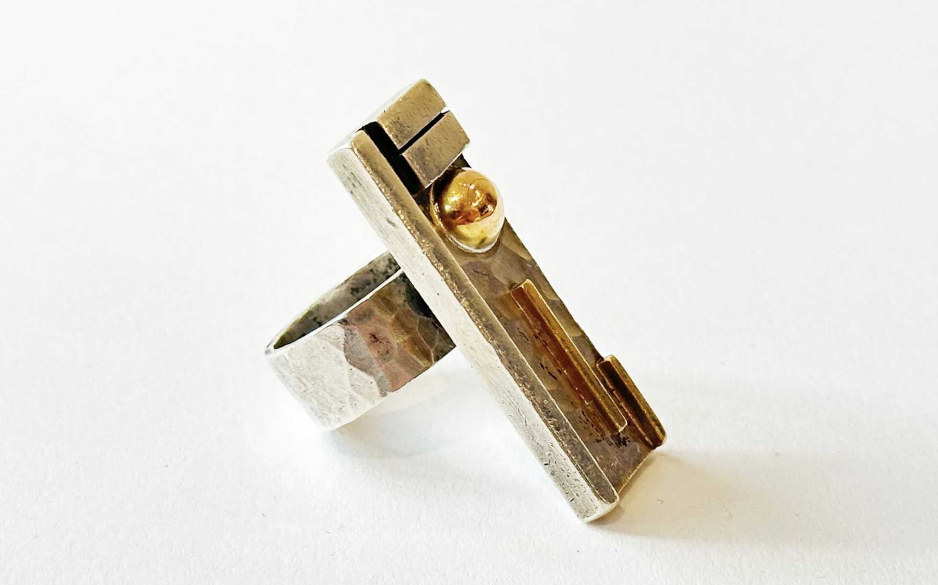 Jean Despres, bague en argent martelé
