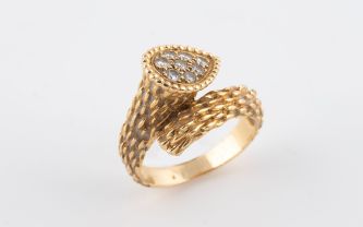 Boucheron, gold and diamond ring, Serpent bohème design