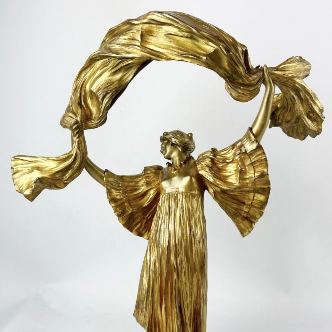 Agathon Léonard, Dancer with scarf, bronze