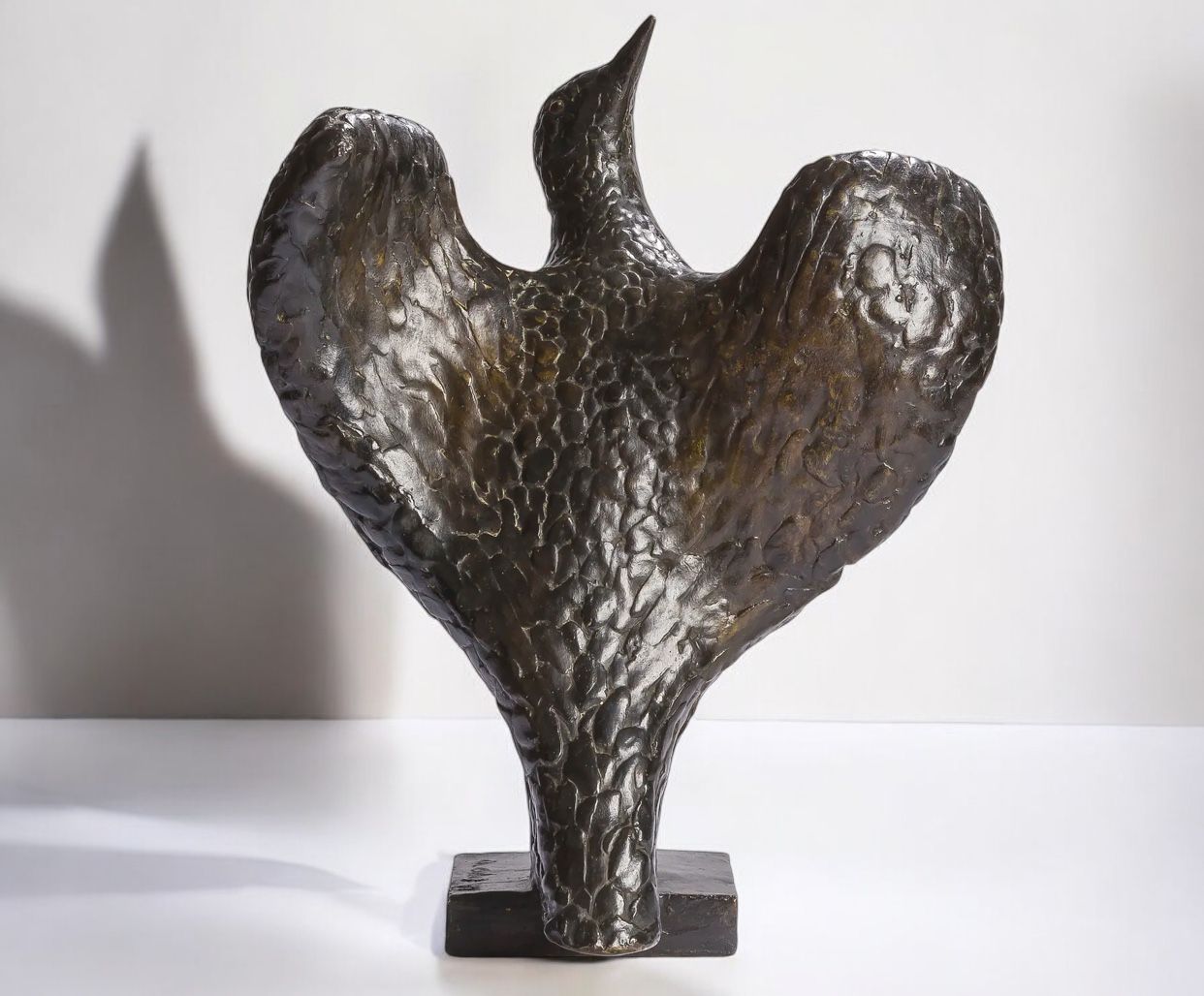 Chana Orloff, bronze eagle