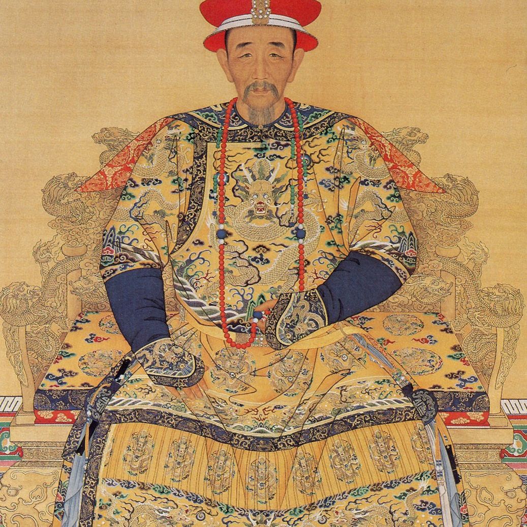 Emperor Kangxi in ceremonial dress