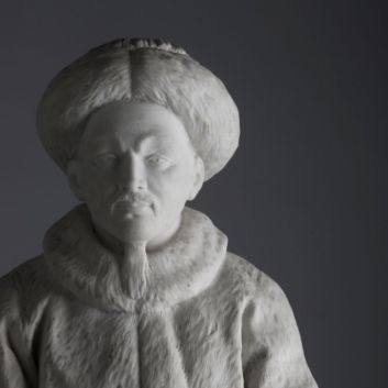 ROYAL MANUFACTURE OF SÈVRES, 18th century "The Emperor of China" - Portrait of the Emperor Qianlong, Hard porcelain bisque, 1775