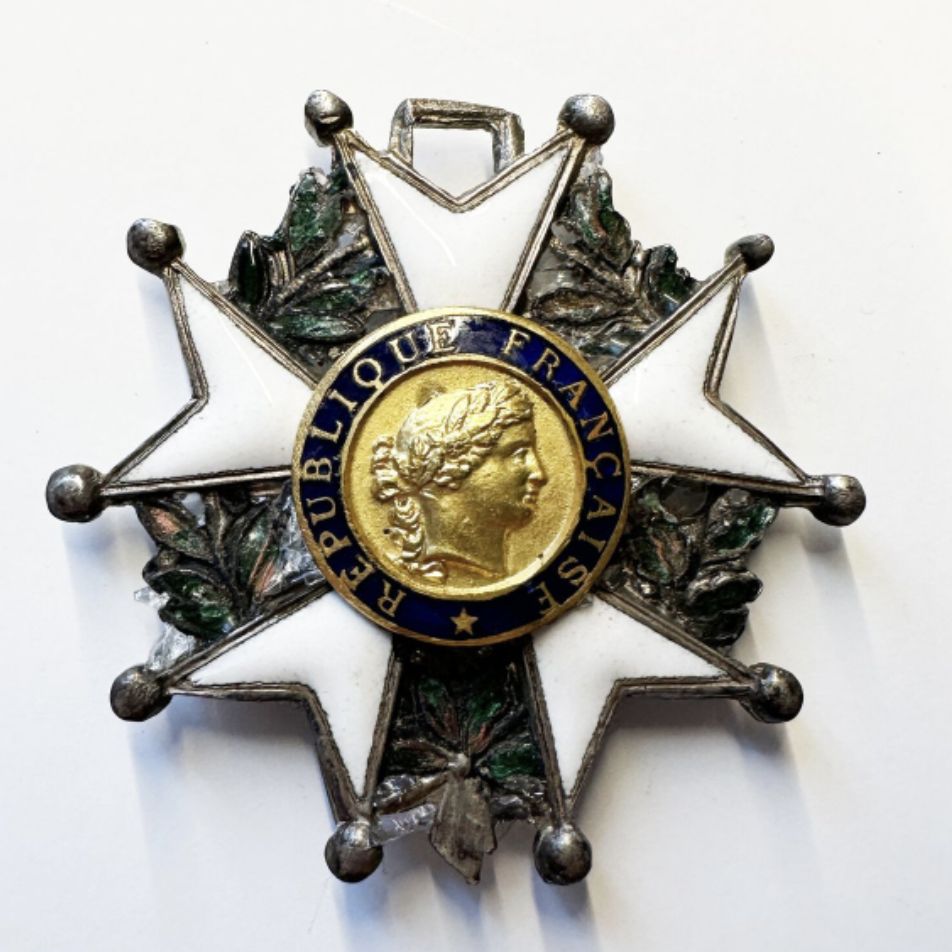 France, Croix de l'ordre de la légion d'honneur IVe R