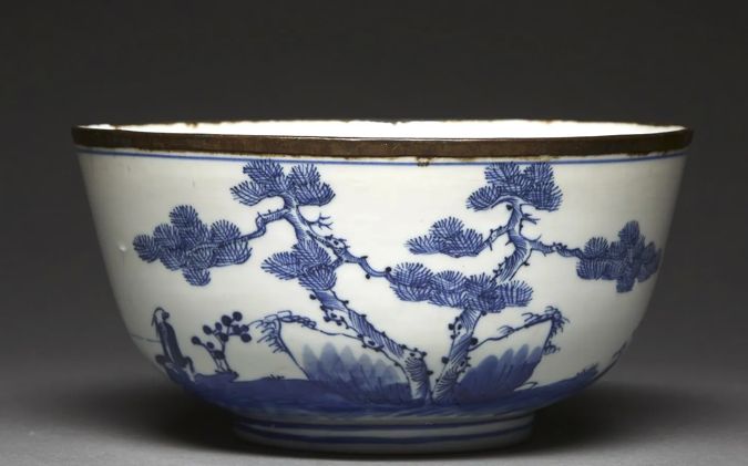 Vietnam, Hue porcelain bowl, 19th century