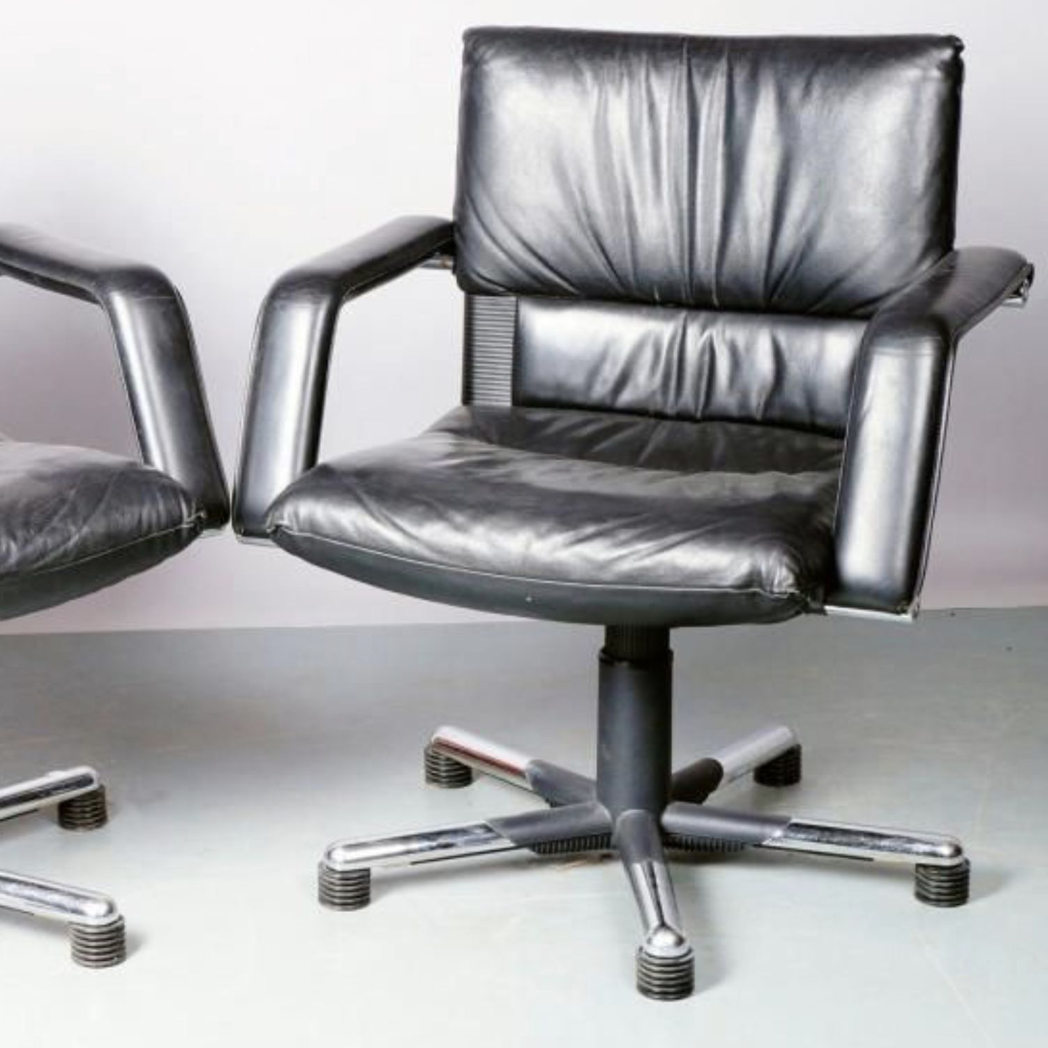 Bellini silver leather office chair