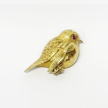 HERMÈS PARIS, Brooch in 18k (750th) gold styling a sparrow