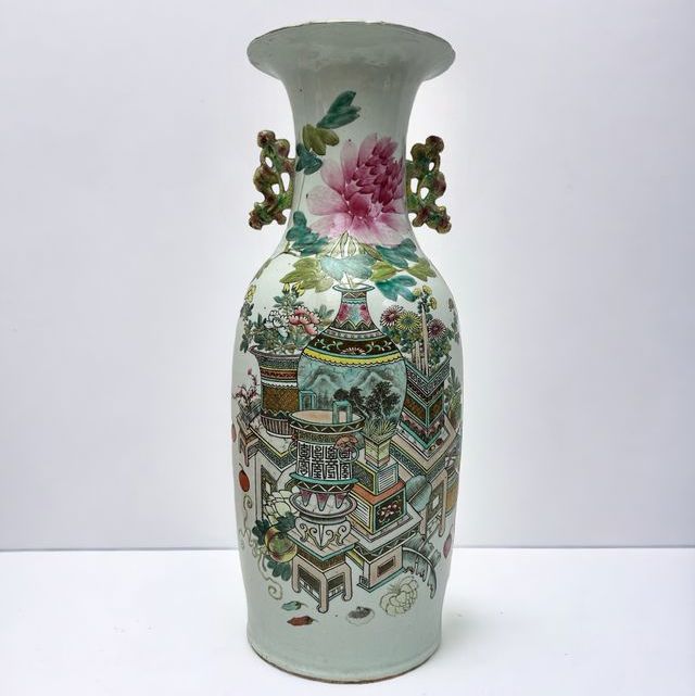 Qing Dynasty, porcelain vase