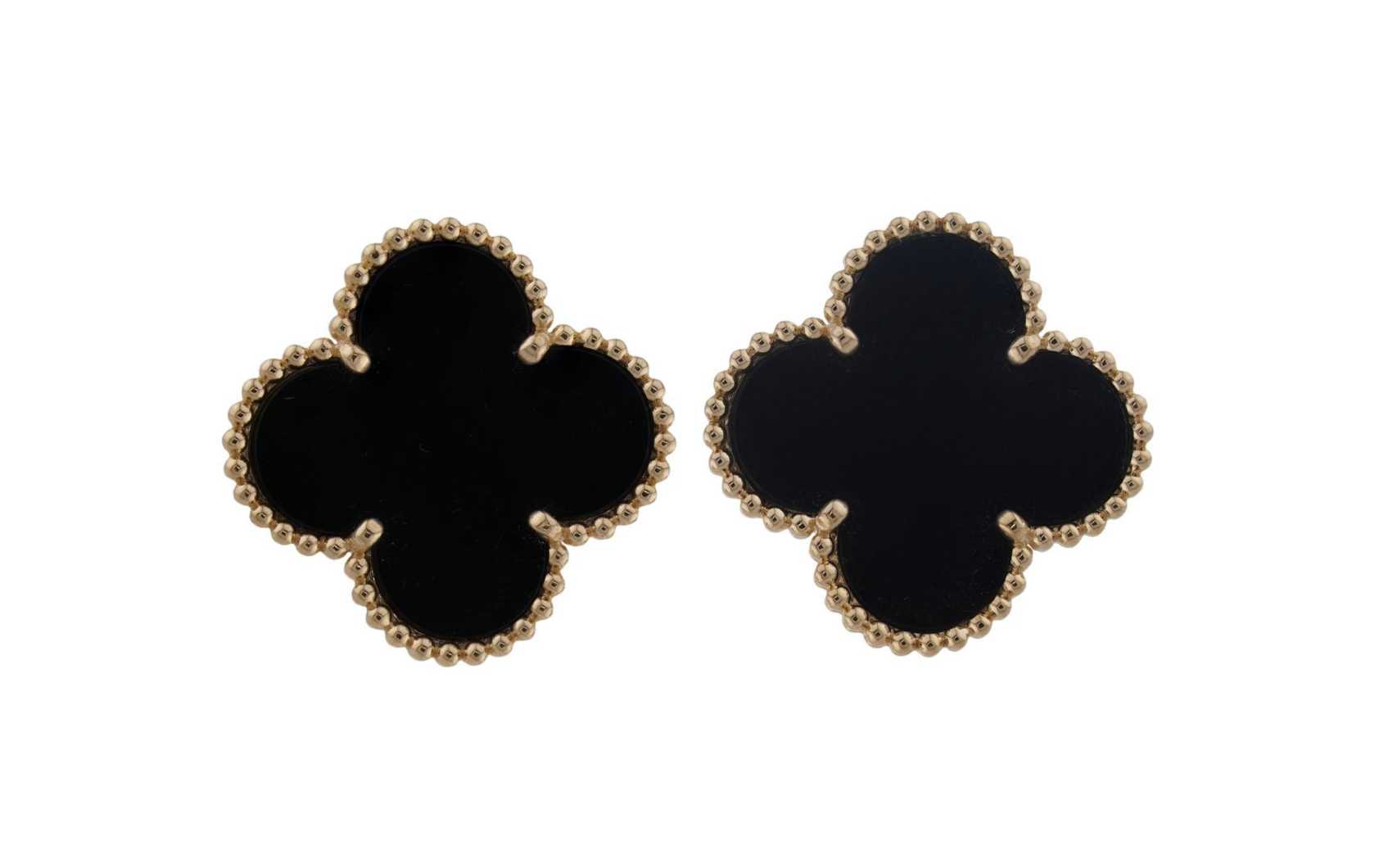 Van Cleef & Arpels, boucles d'oreilles Alhambra, onyx et or jaune 18k