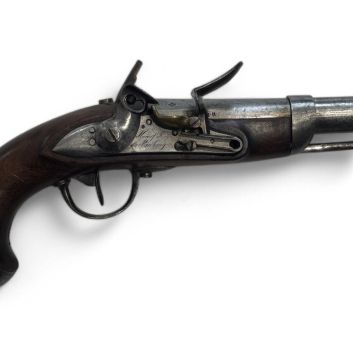 Pistolet de gendarmerie modèle 1816 à silex. Platine à silex de la manufacture royale de Maubeuge.