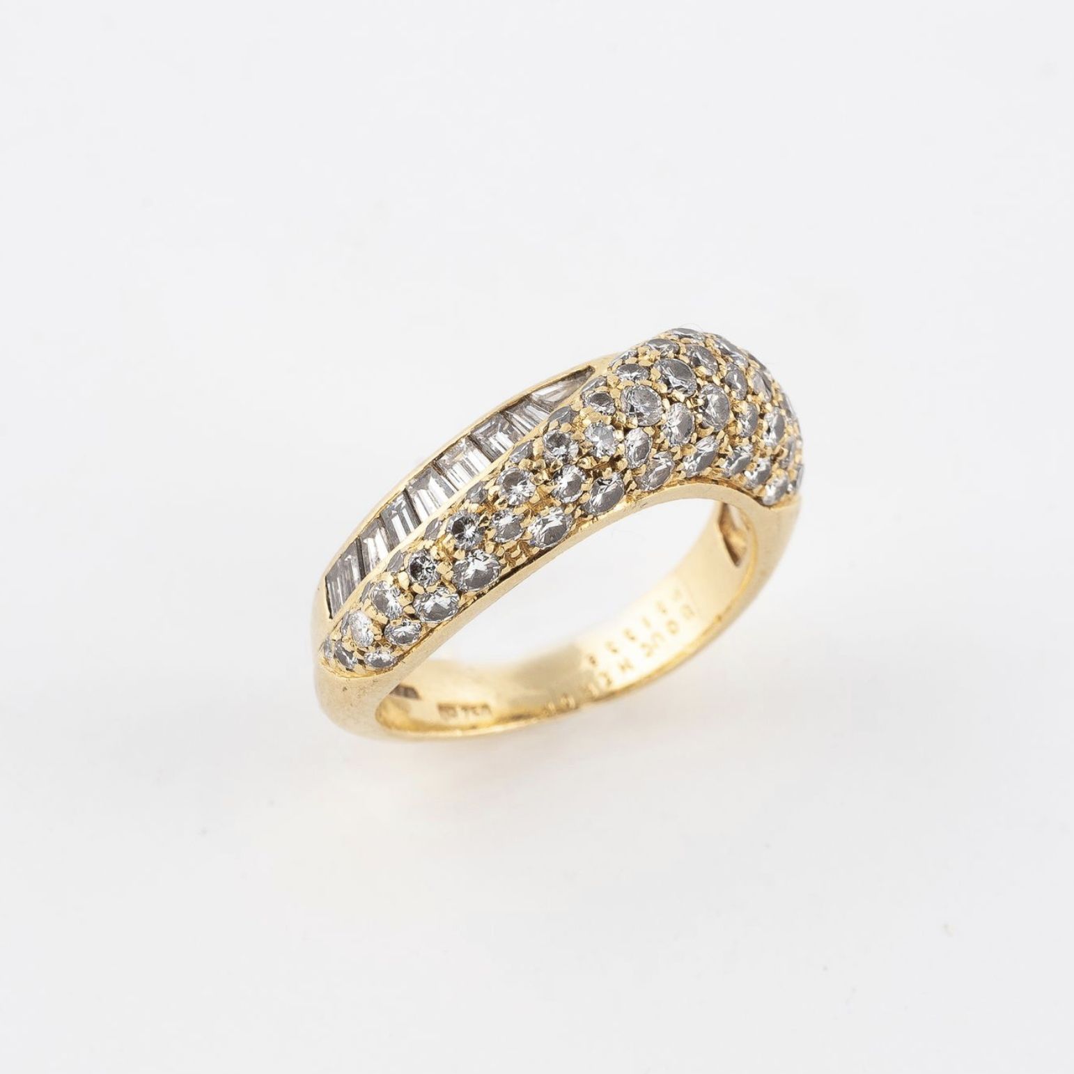 Boucheron, bague en or jaune et diamants