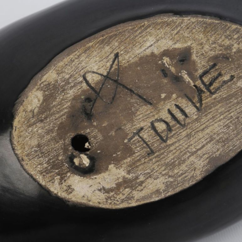 Exemple de marques ou signatures sur une céramique