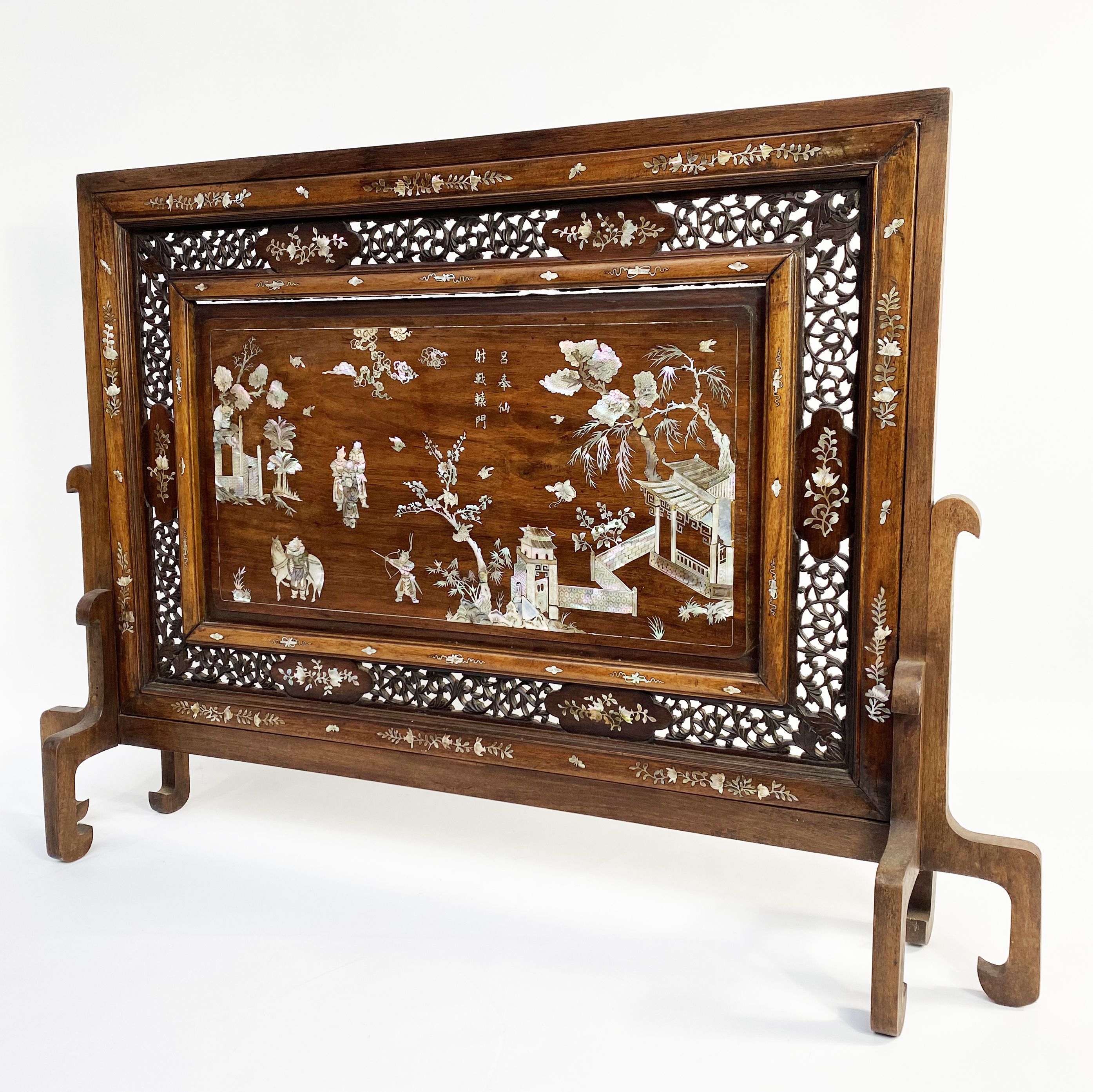 China (Early 20th century), mantelpiece with mother-of-pearl inlay