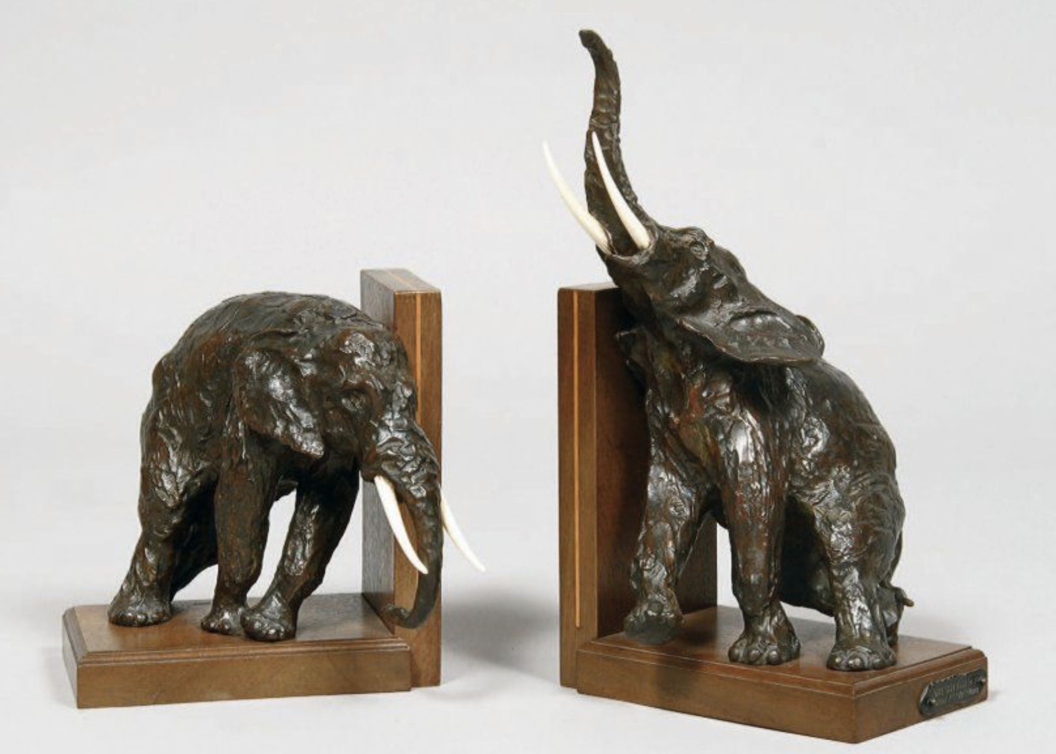 Ary Bitter, two bronze bookends