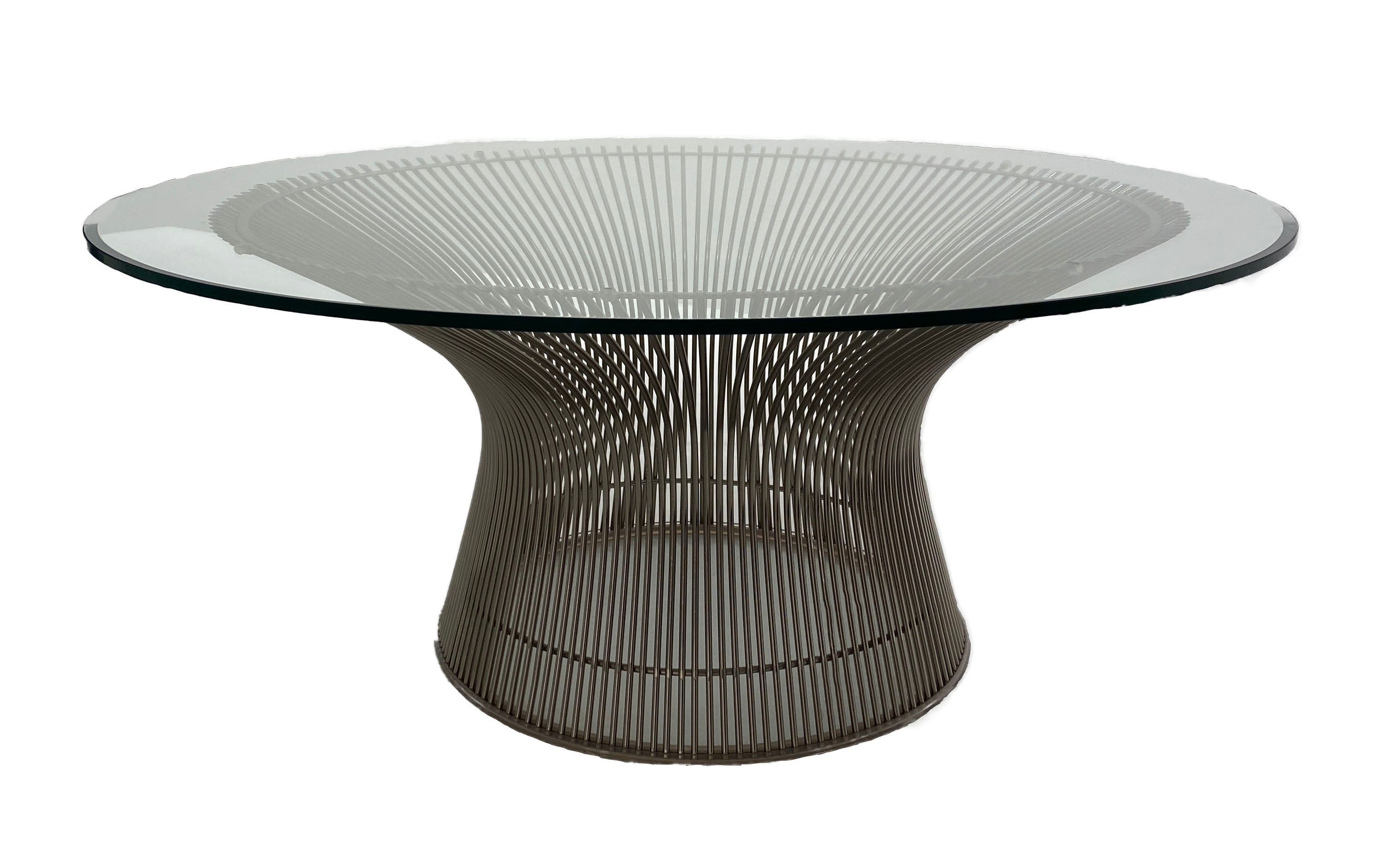 Warren Platner, fiberglass table