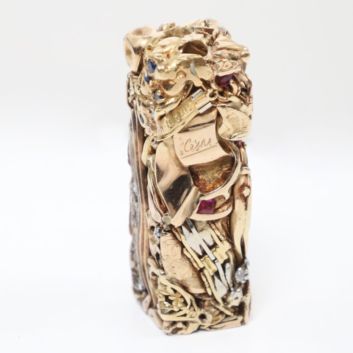 César BALDACCINI dit CESAR (1921-1998), yellow gold pendant, jewelry compression