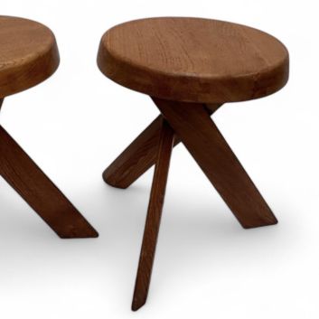 Pierre CHAPO (1927-1986) Suite of two S31 stools, circa 1990