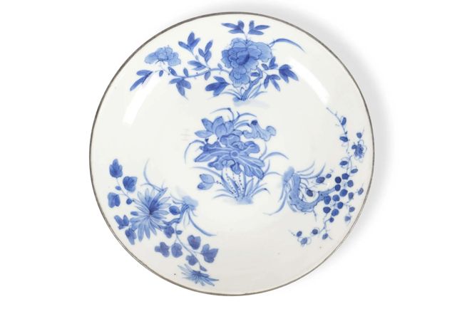 Vietnam, Hue porcelain plate