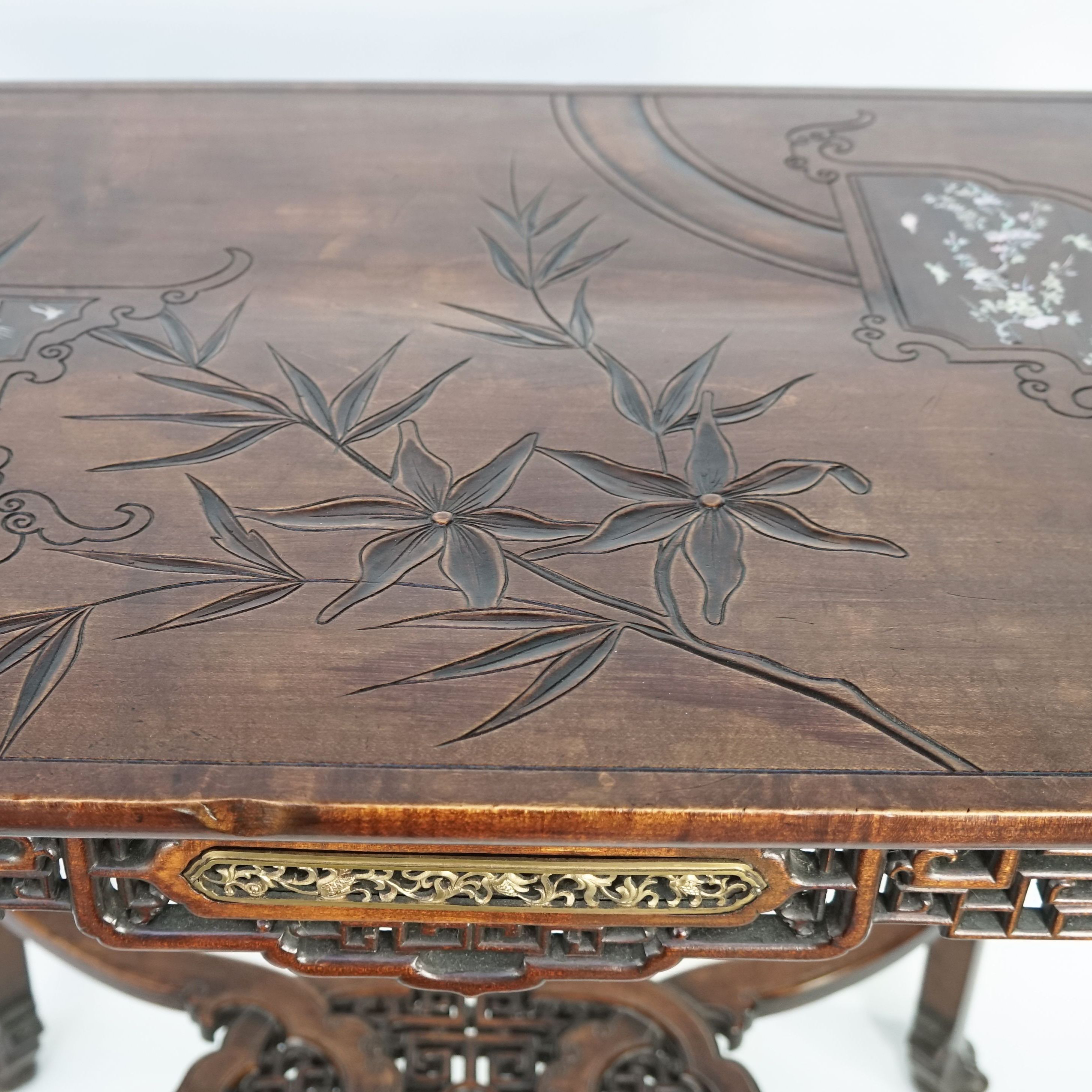 Viardot, panel with enamelled flower design