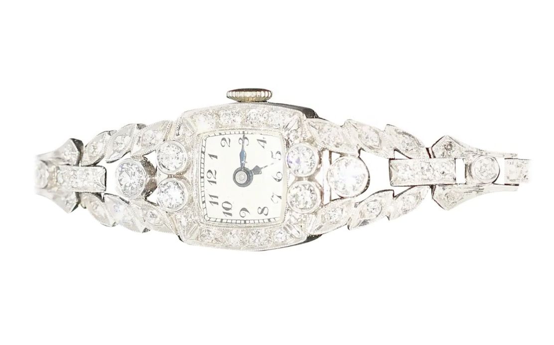 Art nouveau watch in diamonds