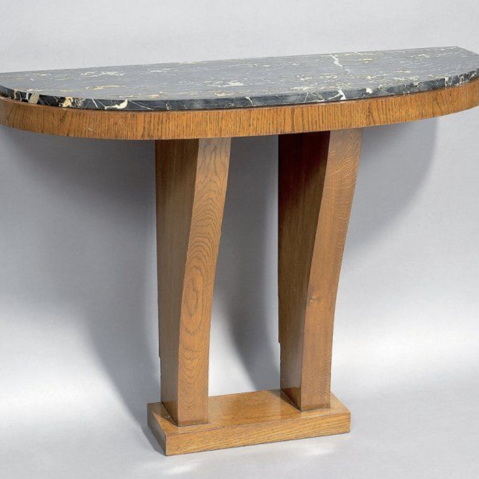 Half-moon console, Leleu