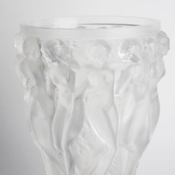LALIQUE France Vase "Bacchantes", the model created in 1927