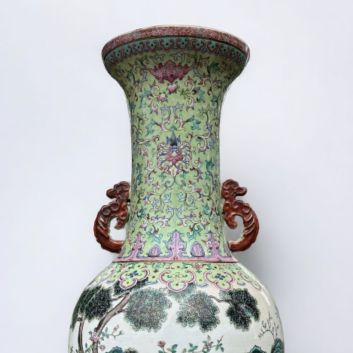 Porcelain baluster vase with polychrome Yangcai enamel decoration